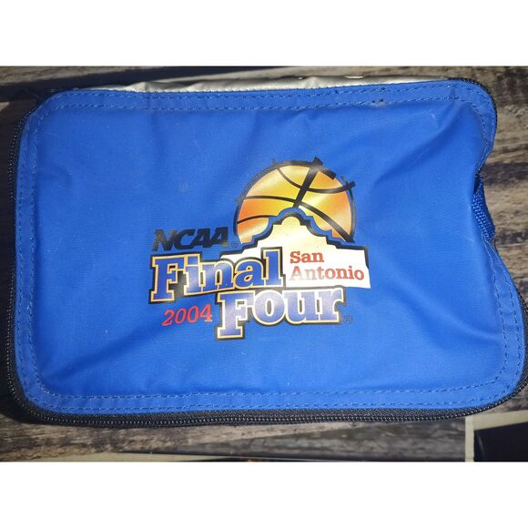 Vintage Igloo 2004 NCAA Final Four San Antonio Basketball Cooler Bag Rare - Picture 1 of 6